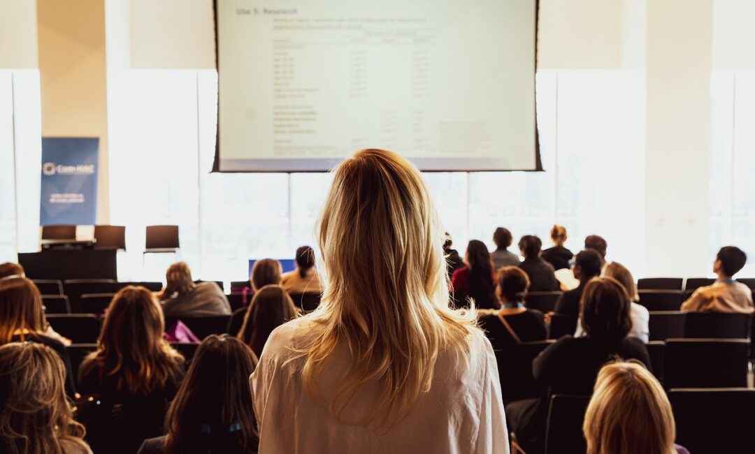 Comment_identifier_et_influencer_les_prescripteurs_au_sein_de_votre_entreprise_?